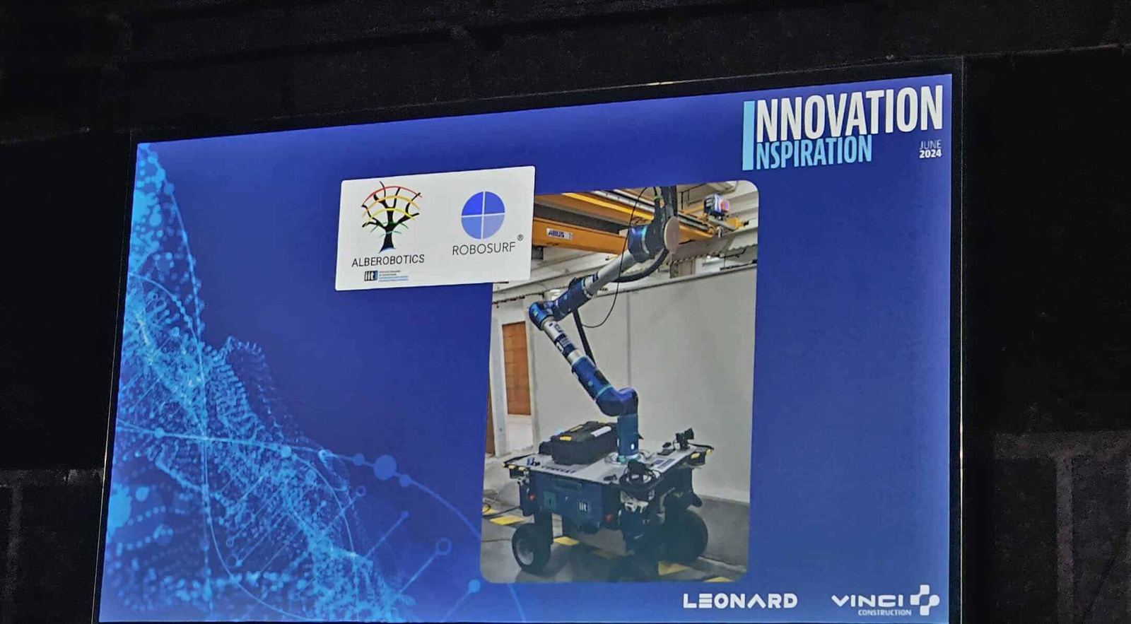 Robosurf autonomous mobile robots for surface finishing @ Vinci UK construction robotics and innovation